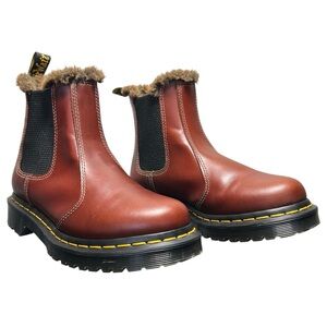 DR. MARTENS | Women’s Leonore 2976 Faux Fur Lined Chelsea Boot -Burgundy- Sz 5